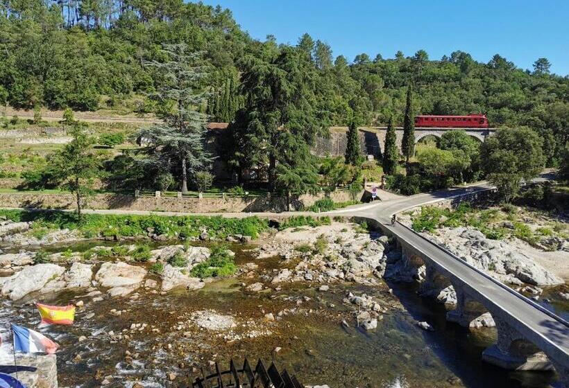 Номер Стандарт, Le Moulin Du Temps  Chambres Et Lounge Bar Au Bord De La Rivière