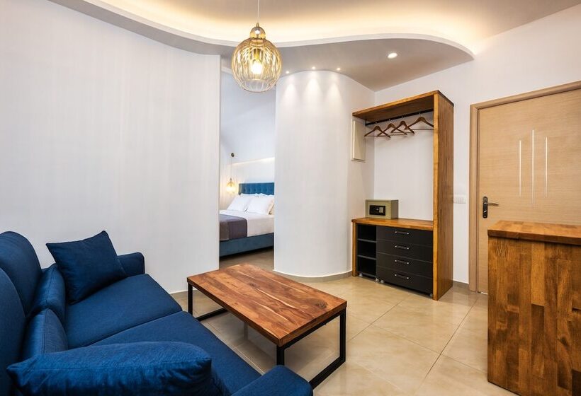 اتاق لوکس, Alizea Villas & Suites