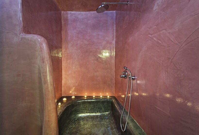 سوییت با استخر, Alizea Villas & Suites