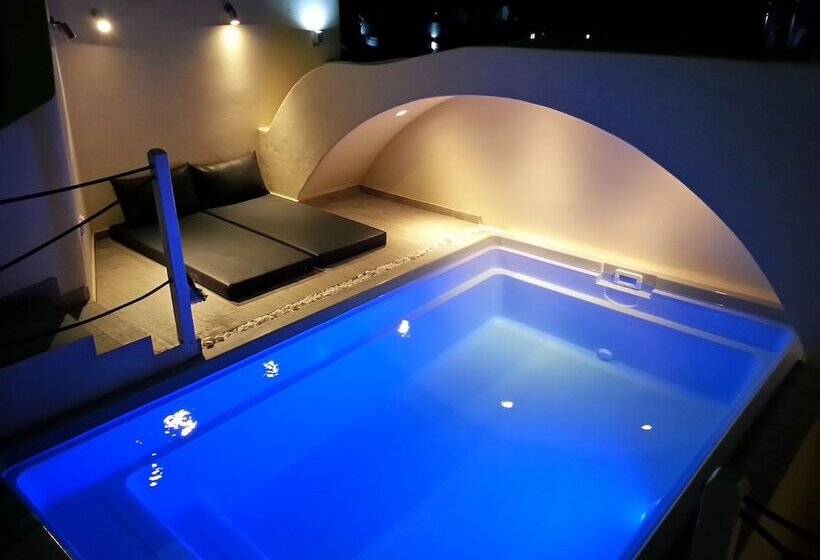 سوییت با استخر, Alizea Villas & Suites