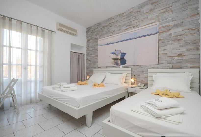 اتاق استاندارد سه نفره, Dimitra