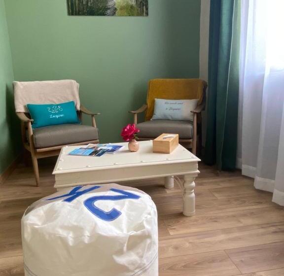 Номер Стандарт, L’ardoisière, Maison D’hôtes Et D’amis