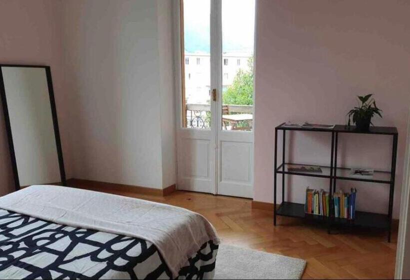 اتاق استاندارد با بالکن, Room Gatsby  Your Space With Garden In The City Center