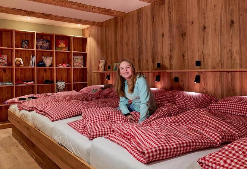 Шале Superior 1 Спальня, Berghaus Schröcken   Hotel Apartments Spa