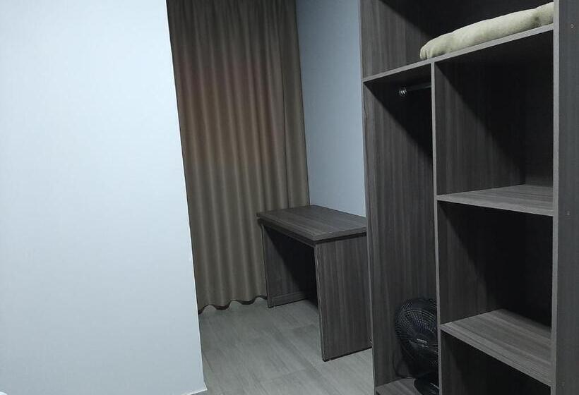 Quarto Economy, Rof