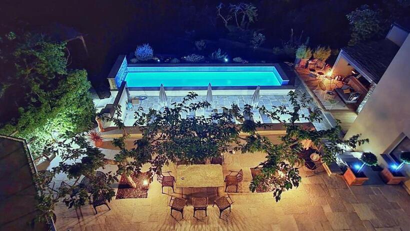 Номер Стандарт Вид на Бассейн, A Villa Di Rutali