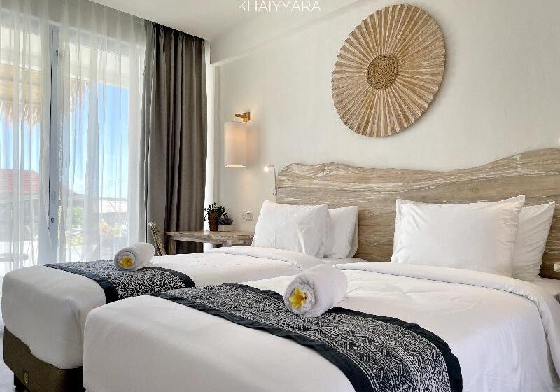 Quarto Deluxe Vista Piscina, Khaiyyara Jimbaran Bali