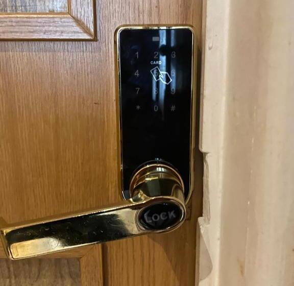 اتاق استاندارد, Bright Apartments