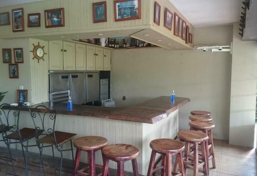 Номер Deluxe Вид на Море с Балконом, Lagoon Beach House