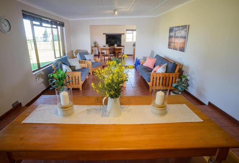 Дом 1 Спальня, Oorvloed Guesthouse