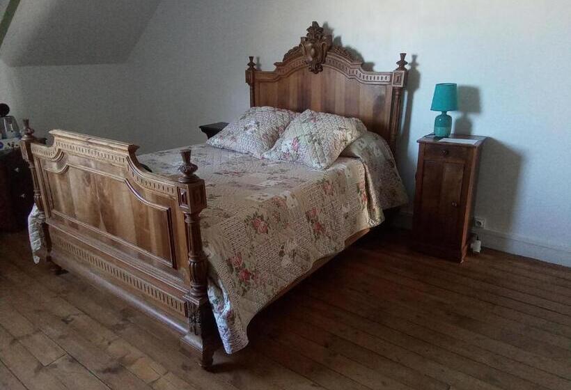 Номер Стандарт, La Chambre De La Boule D  Or