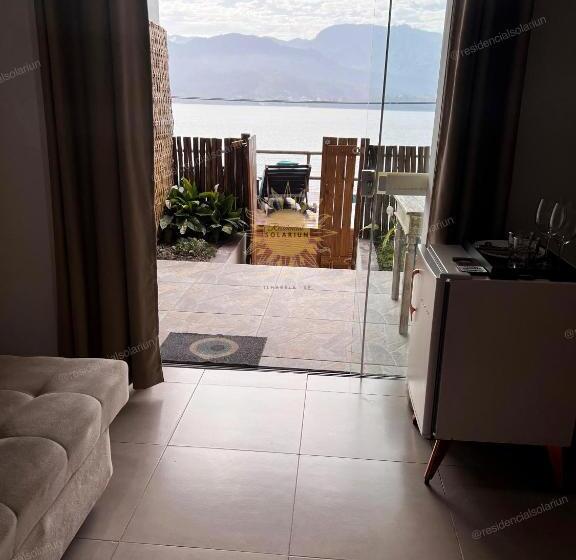 سوییت با چشم‌انداز دریا, Residencial Solariun Ilhabela