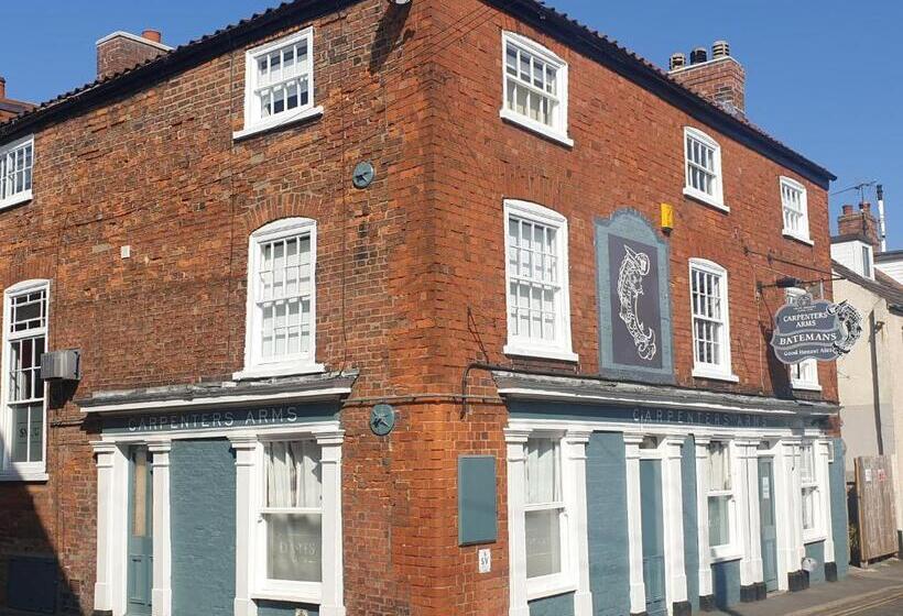 Номер Deluxe, Carpenters Arms