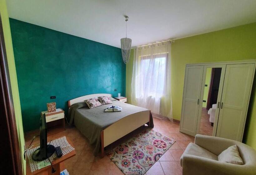 اتاق استاندارد, B&b Gli Amici Del Tubarello