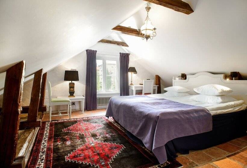 غرفة قياسية, Hellstens Malmgård