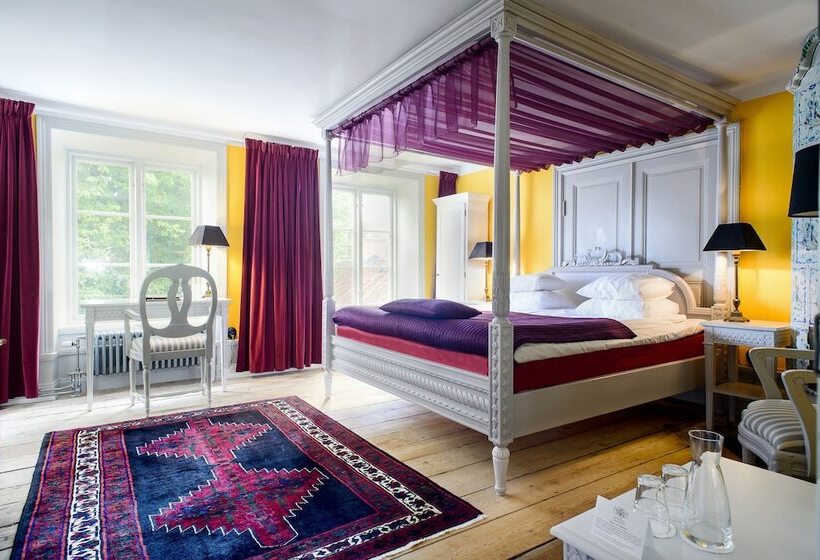 غرفة سوبيريور, Hellstens Malmgård