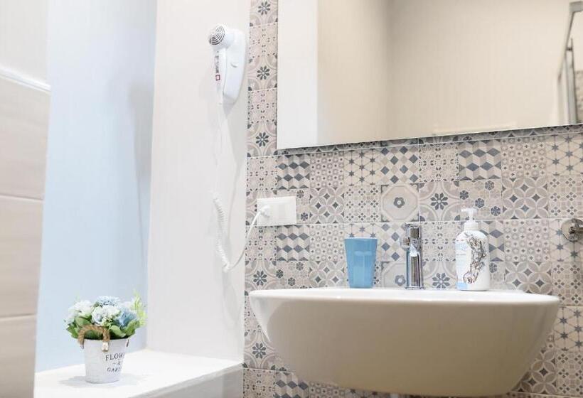 اتاق لوکس, Guest House Piana Degli Albanesi