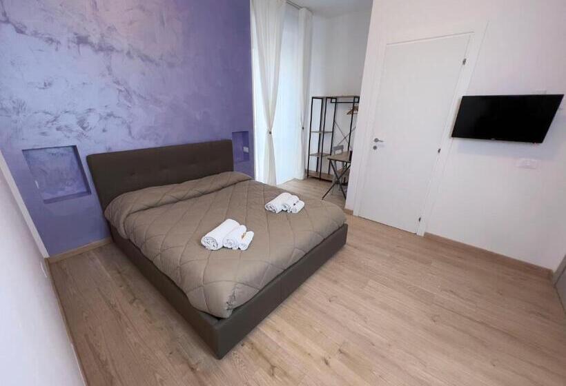 اتاق استاندارد سه نفره, Butterfly B&b