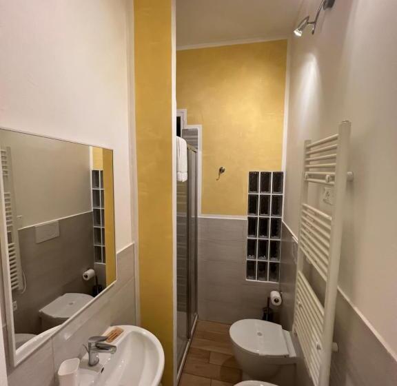 اتاق استاندارد یک نفره, Butterfly B&b
