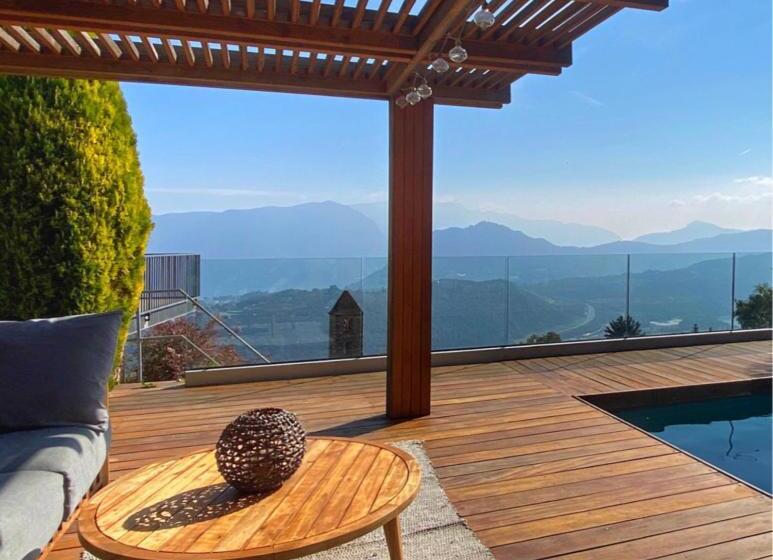 2 Bedrooms Apartment Mountain View, Family Suite With Garden And Amaizing View To Lugano