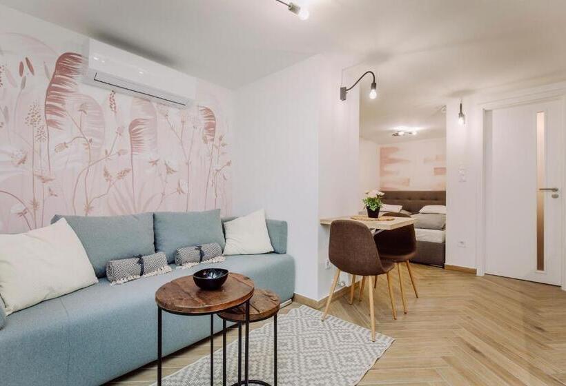 Номер Deluxe, Nádas Center Home Badacsony