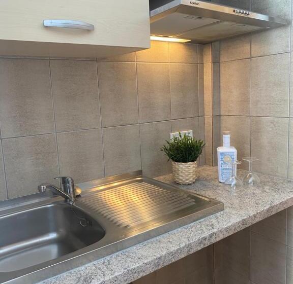 اتاق استاندارد یک نفره, Hostal Villa Senese