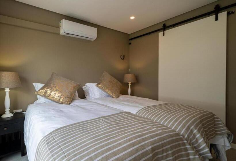اتاق استاندارد, Equestre Bnb