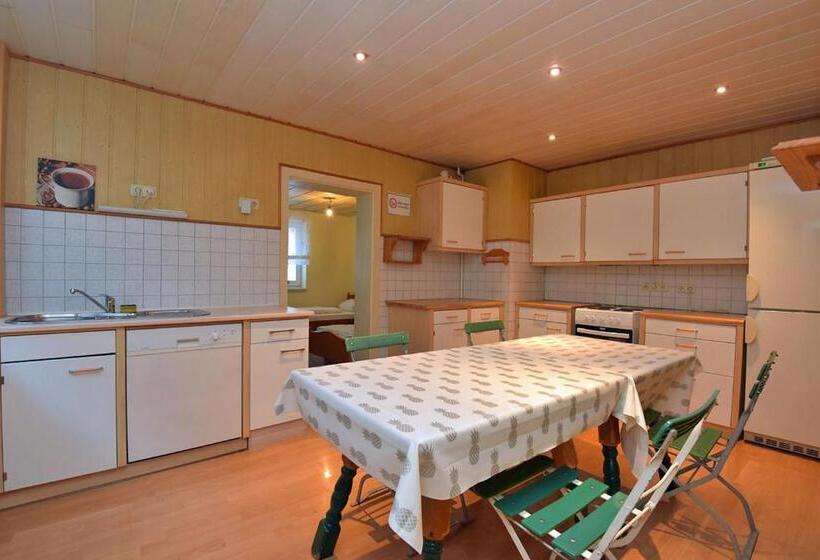 Дом 4 Спальни, Monteurhaus Arbeiterunterkunft Haus Markus Suhl