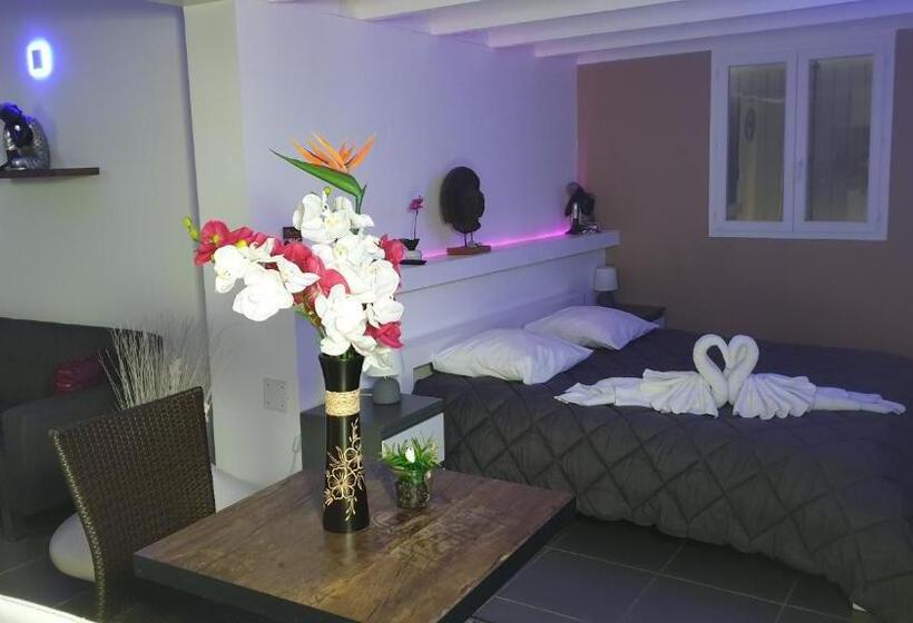 Номер Deluxe, Mas La Farelle Chambre D Hote,fitness & Salle De Jeux Gratuite & Spa En Supplément