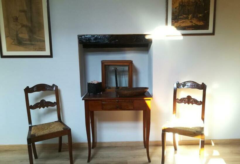 اتاق لوکس, Alloggio Alla Collina