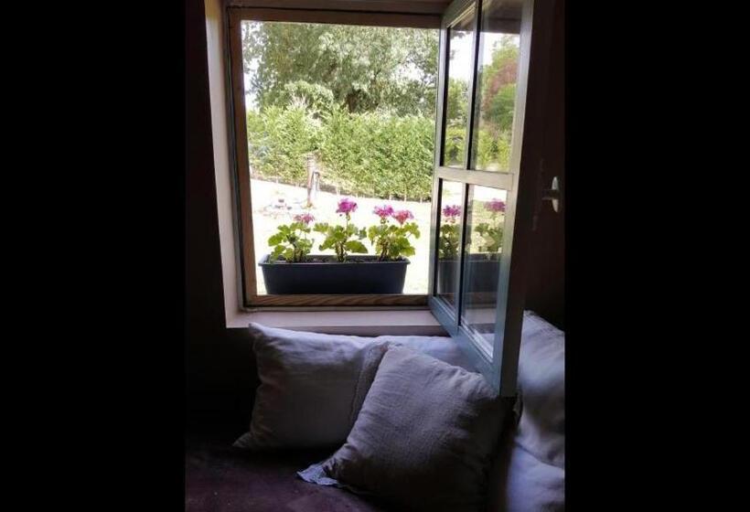 Номер Стандарт, Chambre Saint Emilion   Le Clos D Antan
