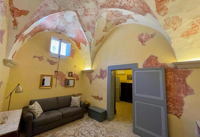 豪华套房, Palazzo De Carlo E Il Parco Dei 7 Pozzi
