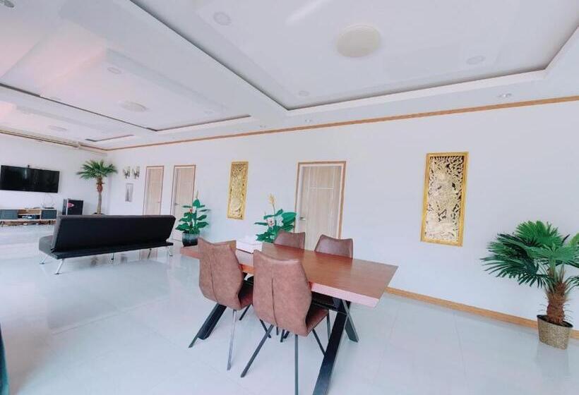 3间卧室的房子, Kerepiman Boutique