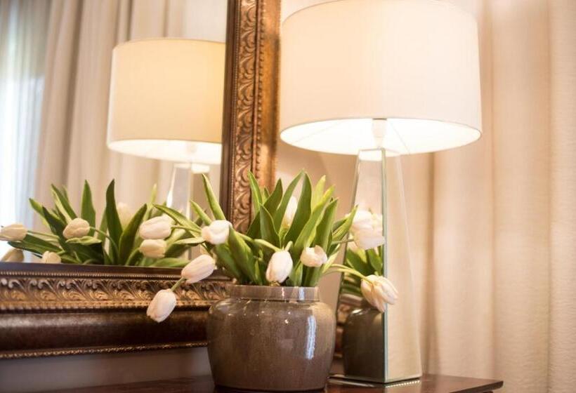 اتاق لوکس, Potch Manor Boutique Guest House