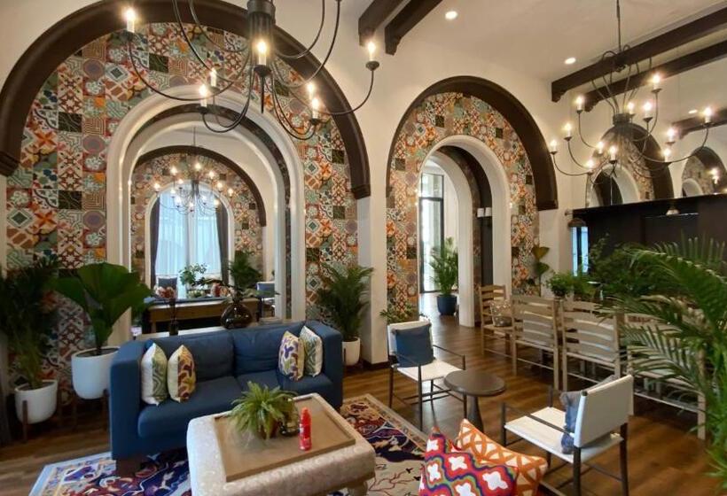 آپارتمان 1 خوابه با چشم‌انداز استخر, La Casita Pool Access Condo Huahin