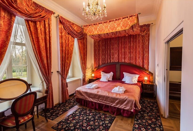 Апартаменты 1 Спальня, Dwór Kombornia Hotel&spa