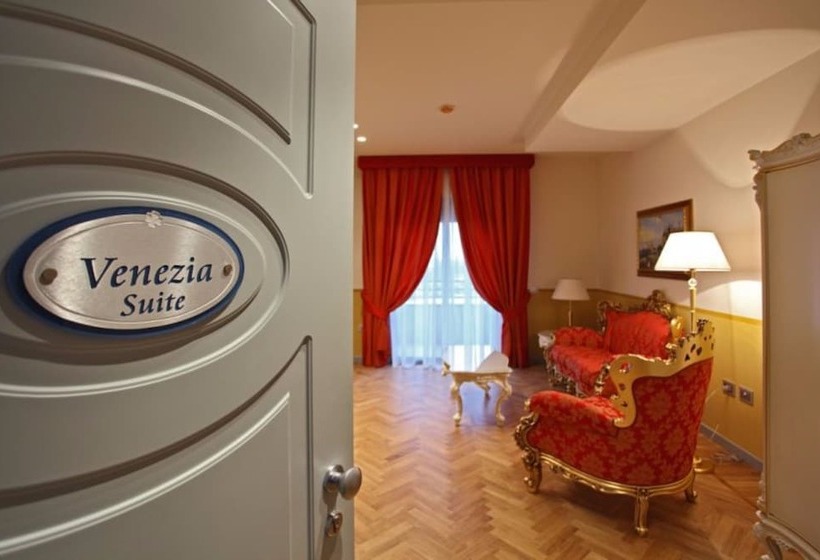 Люкс, Grand Hotel Forlì