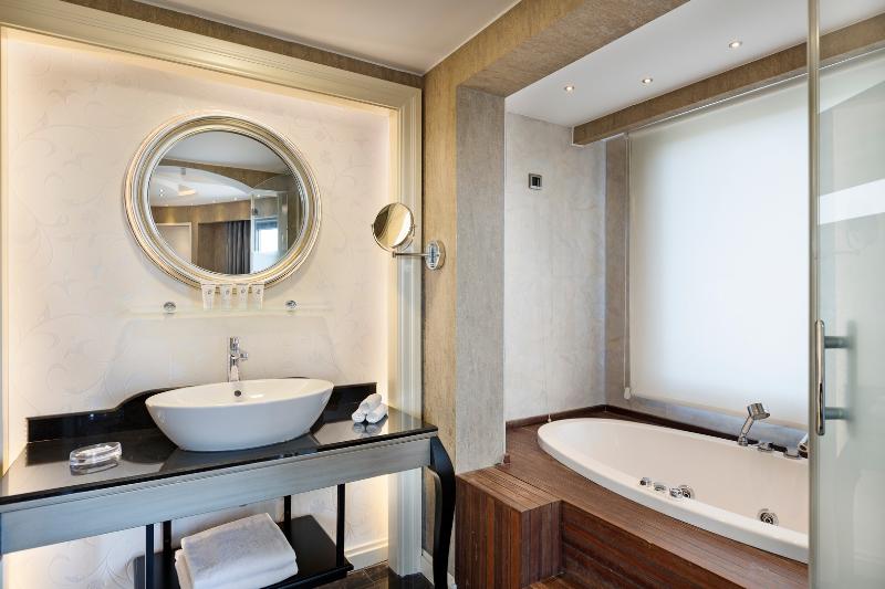 اتاق لوکس, Limak Eurasia Luxury