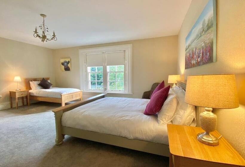 Семейный Номер Deluxe, Bailey S Court, Guest Accommodation