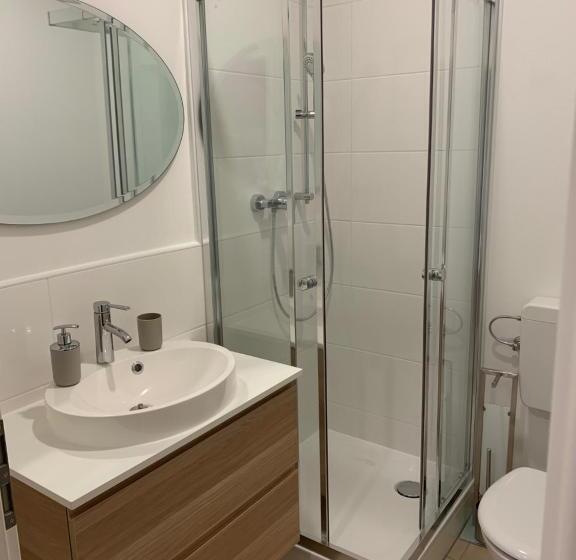 Апартаменты 1 Спальня Нижний Этаж, Appartement Höhscheid