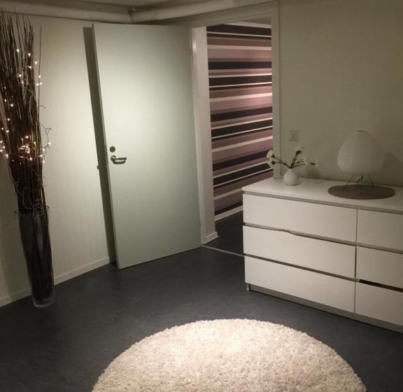 スタンダードルーム, Lägenhet Centralt I Värnamo Vid Apladalen
