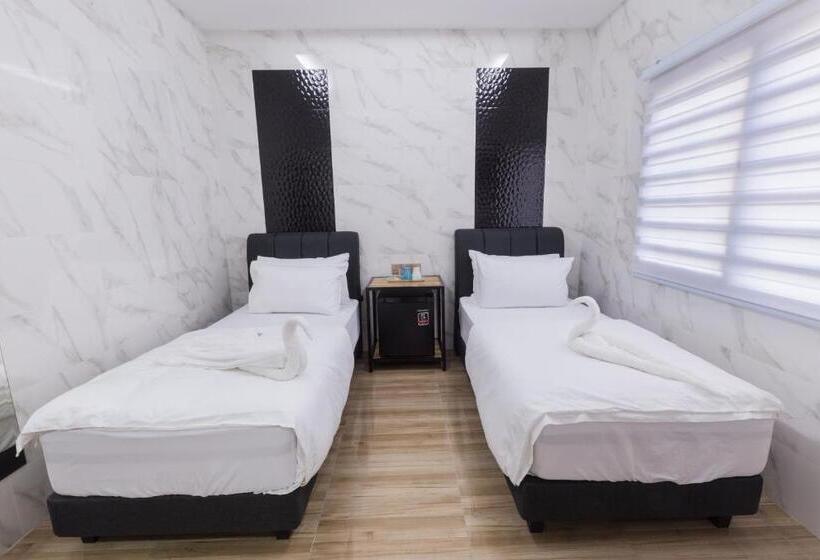 デラックスルーム, Lee Luxury Home, Usm Penang