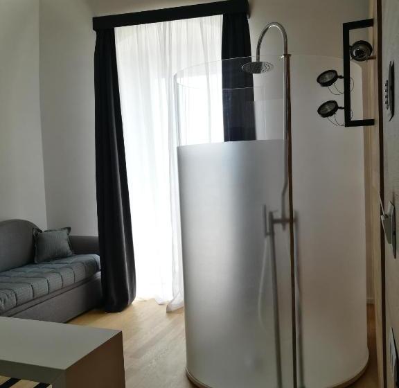 سوییت با چشم‌انداز دریا, B&b Vistazzurra   Casa Saldarelli
