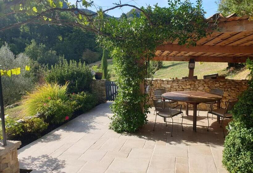 اتاق استاندارد, Le Ptit Cottage