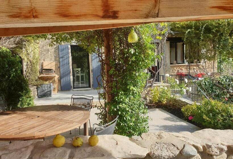 اتاق استاندارد, Le Ptit Cottage