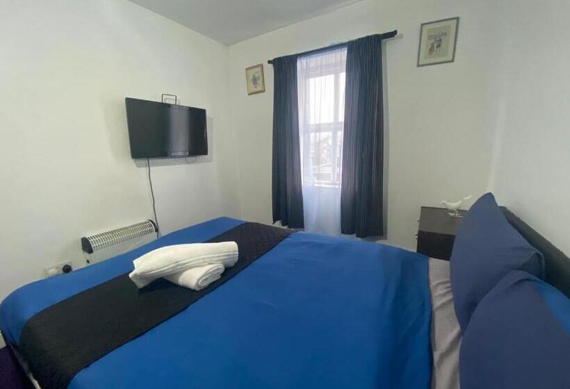 Номер Стандарт Совместная Ванная, Kings Hotel Blackburn