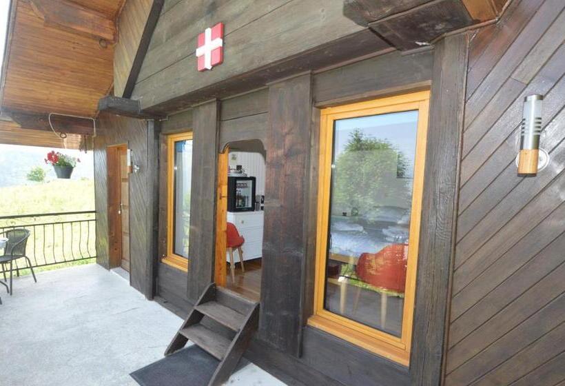 家庭套房, Le Petit Chalet Leard