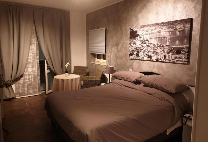 标准工作室, Residenza Carlucci