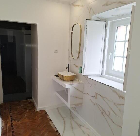 Quarto Triplo Basic, Al Penaferrim Sintra Rooms