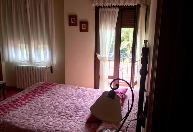 Номер Стандарт, Hospedaje Casa Amalia